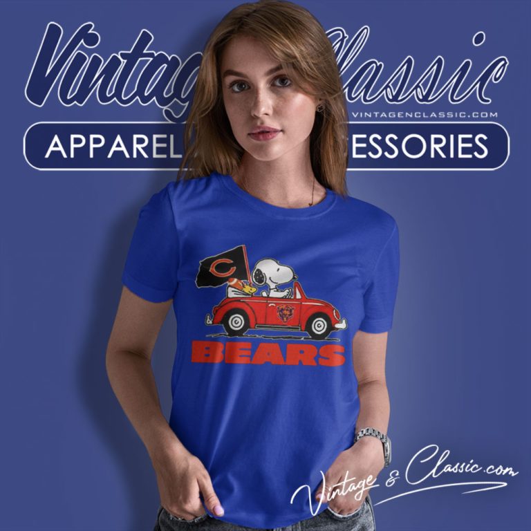 Snoopy Woodstock Driving Car Chicago Bears Women T Shirt Snoopy Woodstock Driving Car Chicago Bears Women T Shirt