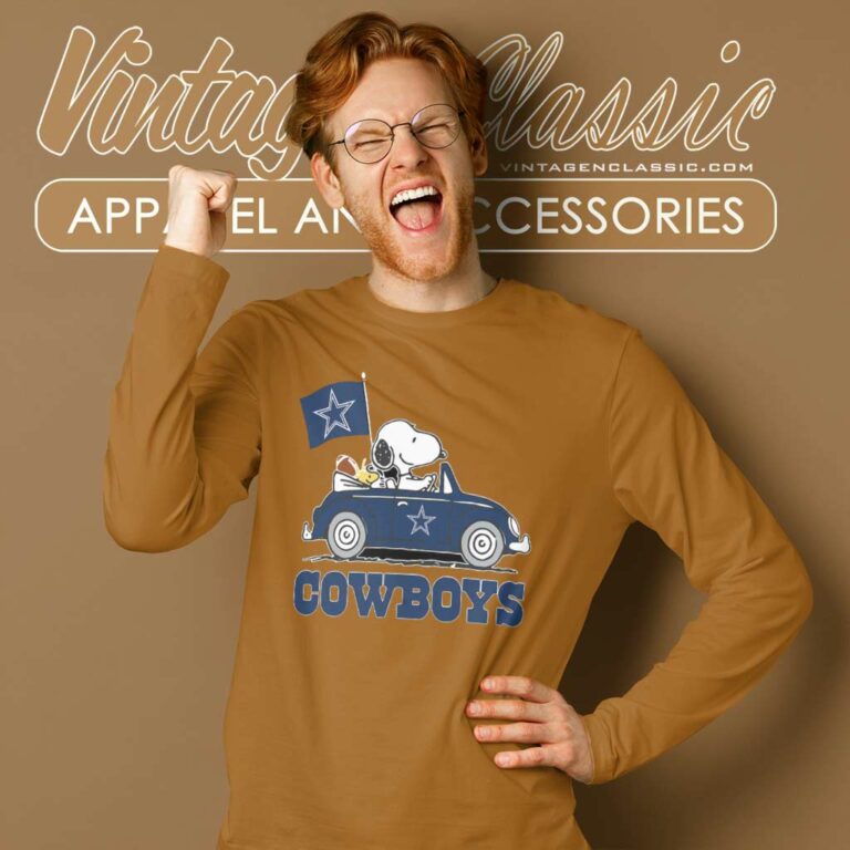 Snoopy Woodstock Driving Car Dallas Cowboys Long Sleeve Tee Snoopy Woodstock Driving Car Dallas Cowboys Long Sleeve Tee