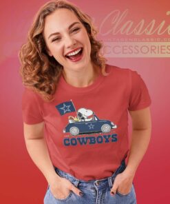 Snoopy Woodstock Driving Car Dallas Cowboys Women TShirt