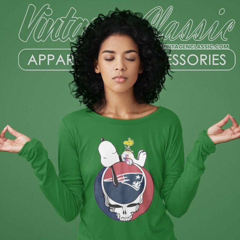 Snoopy Woodstock Grateful Dead New England Patriots Long Sleeve Tee Snoopy Woodstock Grateful Dead New England Patriots Long Sleeve Tee