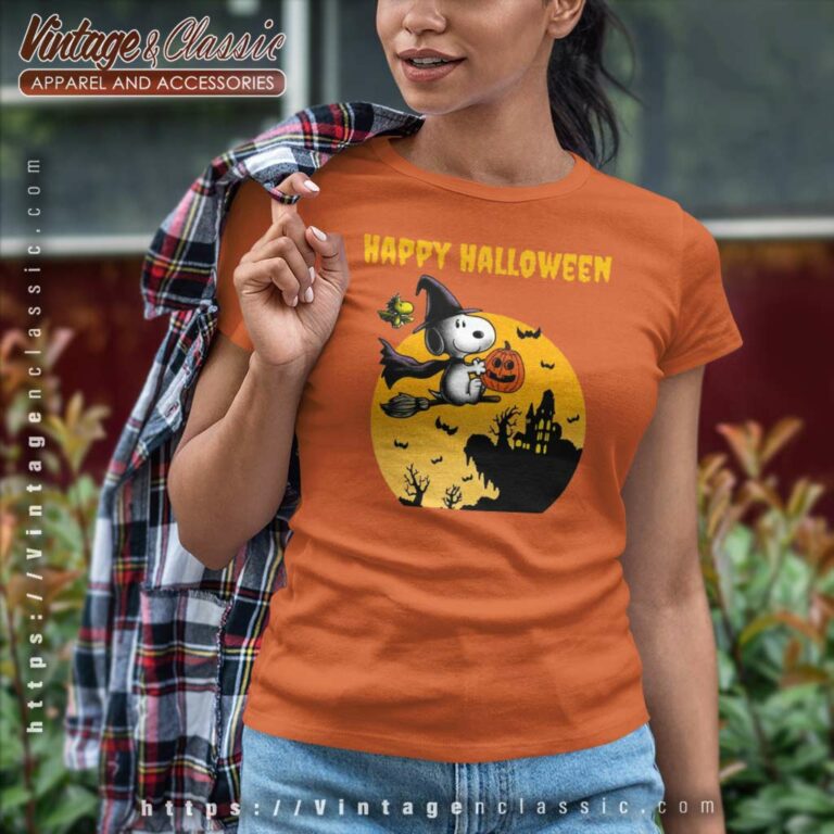 Snoopy Woodstock Halloween Women TShirt Snoopy Woodstock Halloween Women TShirt