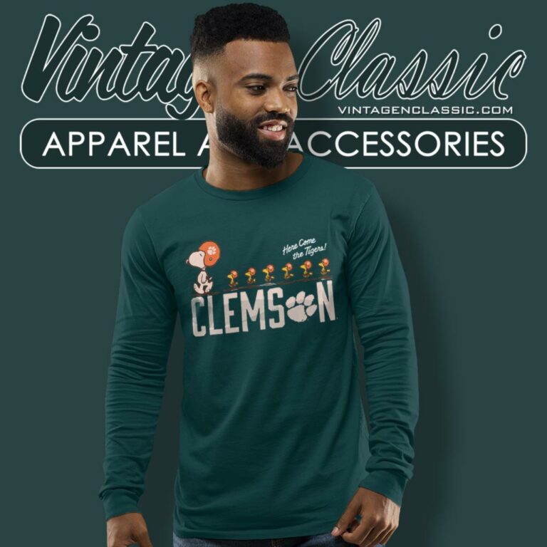Snoopy Woodstock Here Come The Clemson Tigers Long Sleeve Tee Snoopy Woodstock Here Come The Clemson Tigers Long Sleeve Tee