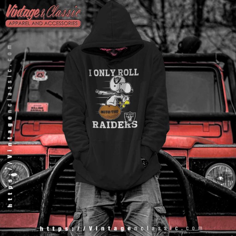 Snoopy Woodstock I Only Roll With The Las Vegas Raiders Hoodie Snoopy Woodstock I Only Roll With The Las Vegas Raiders Hoodie