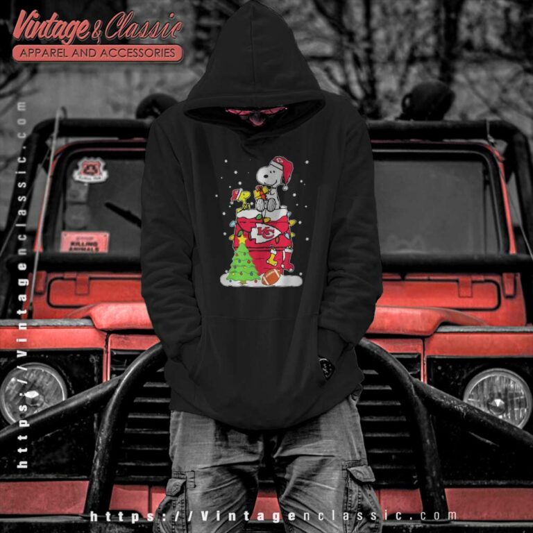 Snoopy Woodstock Kansas City Chiefs Christmas Hoodie Snoopy Woodstock Kansas City Chiefs Christmas Hoodie