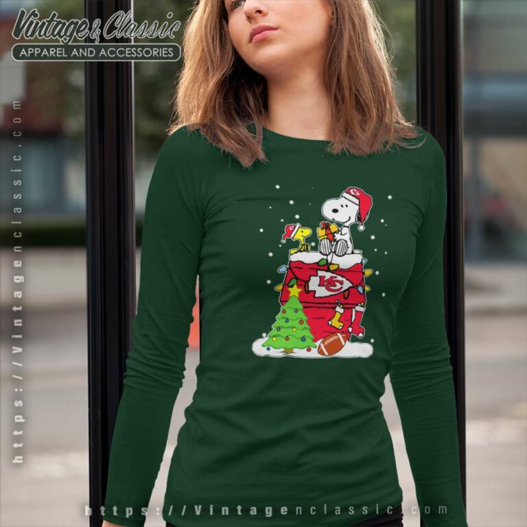 Snoopy Woodstock Kansas City Chiefs Christmas Long Sleeve Tee Snoopy Woodstock Kansas City Chiefs Christmas Long Sleeve Tee