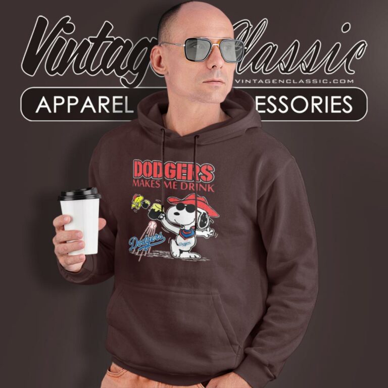 Snoopy Woodstock Los Angeles Dodgers Makes Me Drinks Hoodie Snoopy Woodstock Los Angeles Dodgers Makes Me Drinks Hoodie