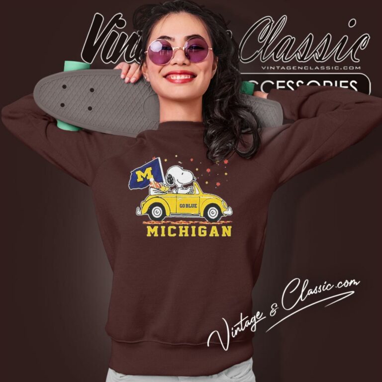 Snoopy Woodstock On Car Michigan Wolverines Go Blue Sweatshirt Snoopy Woodstock On Car Michigan Wolverines Go Blue Sweatshirt