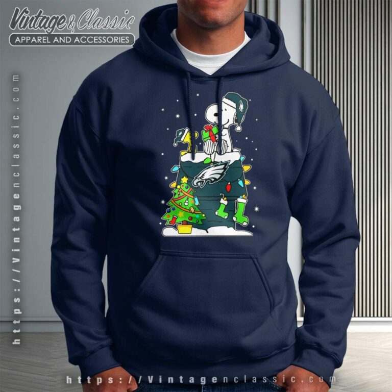 Snoopy Woodstock Philadelphia Eagles Merry Christmas Hoodie Snoopy Woodstock Philadelphia Eagles Merry Christmas Hoodie