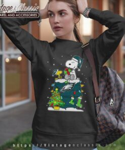 Snoopy Woodstock Philadelphia Eagles Merry Christmas Sweatshirt
