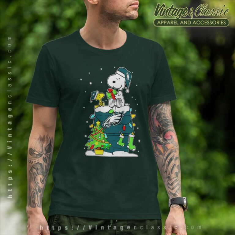 Snoopy Woodstock Philadelphia Eagles Merry Christmas T Shirt Snoopy Woodstock Philadelphia Eagles Merry Christmas T Shirt