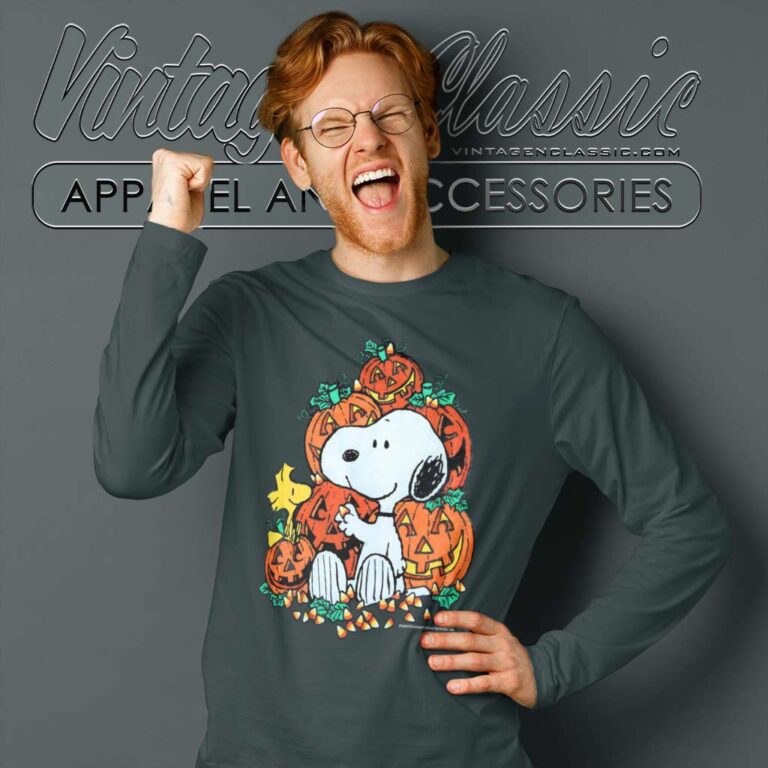 Snoopy Woodstock Pumpkin Halloween Long Sleeve Tee Snoopy Woodstock Pumpkin Halloween Long Sleeve Tee