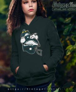 Snoopy Woodstock Resting On Philadelphia Eagles Helmet Hoodie