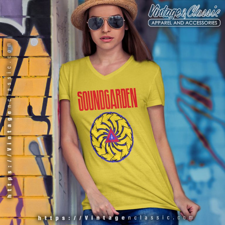 Soundgarden Badmotorfinger V Neck TShirt Soundgarden Badmotorfinger V Neck TShirt