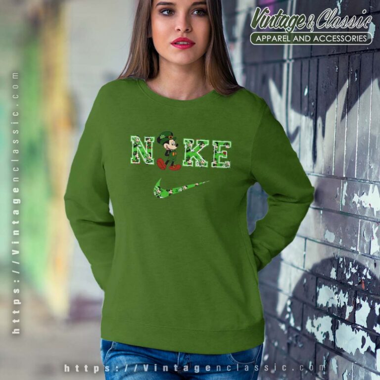 St Patricks Day Mickey NIKE SWEATSHIRT St Patricks Day Mickey NIKE SWEATSHIRT