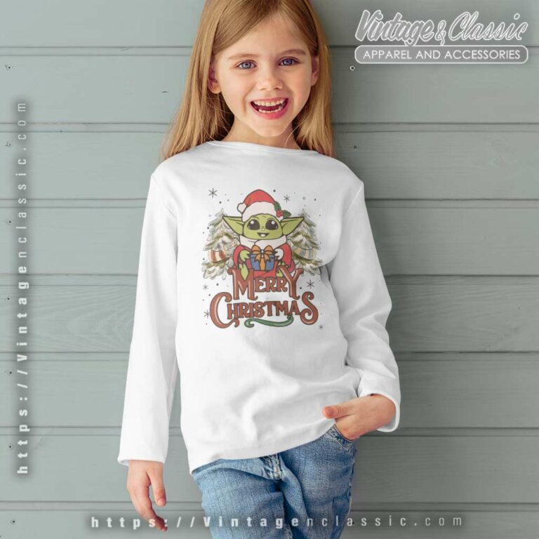 Star Wars Baby Yoda Santa Christmas kids Longsleeve Star Wars Baby Yoda Santa Christmas kids Longsleeve