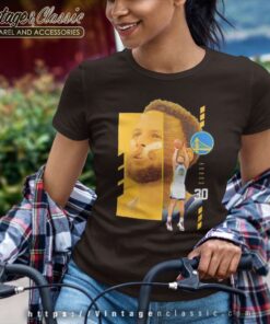 Stephen Curry Jump Pass Golden State Warriorsnba 2023 Women TShirt