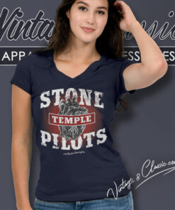 Stone Temple Pilots Black Heart V Neck TShirt