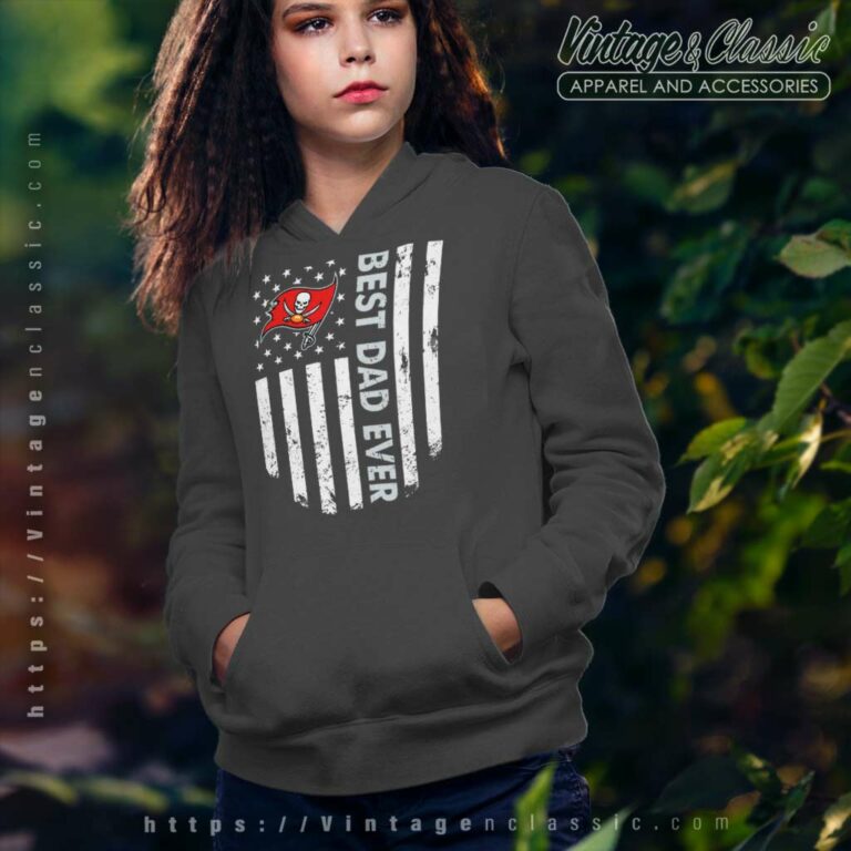 Tampa Bay Buccaneers Best Dad Ever American Flag Hoodie Tampa Bay Buccaneers Best Dad Ever American Flag Hoodie