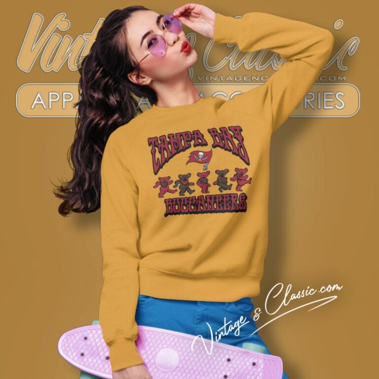 Tampa Bay Buccaneers Grateful Dead Dancing Bears Sweatshirt Tampa Bay Buccaneers Grateful Dead Dancing Bears Sweatshirt