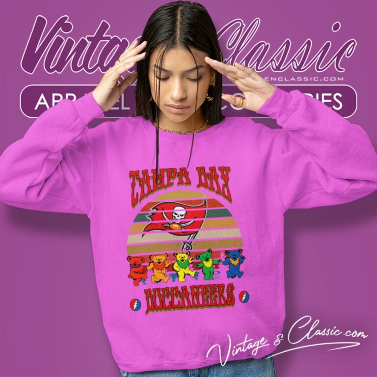 Tampa Bay Buccaneers Nfl Grateful Dancing Bears Retro Sweatshirt Tampa Bay Buccaneers Nfl Grateful Dancing Bears Retro Sweatshirt