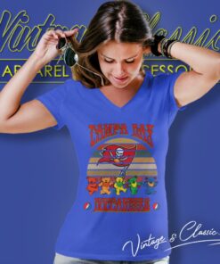 Tampa Bay Buccaneers Nfl Grateful Dancing Bears Retro V Neck TShirt
