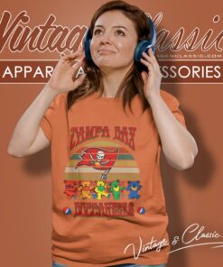 Tampa Bay Buccaneers Nfl Grateful Dancing Bears Retro Women T Shirt