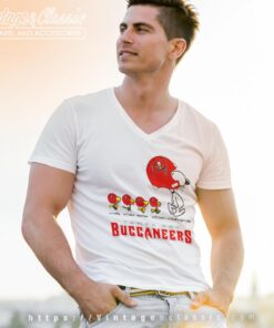 Tampa Bay Buccaneers Snoopy Woodstock Team Walking Shirt