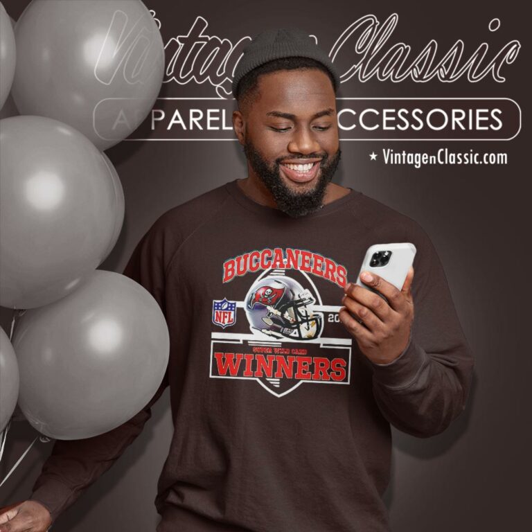 Tampa Bay Buccaneers Winners Champions 2023 Super Wild Card Nfl Divisional Helmet Sweatshirt Tampa Bay Buccaneers Winners Champions 2023 Super Wild Card Nfl Divisional Helmet Sweatshirt