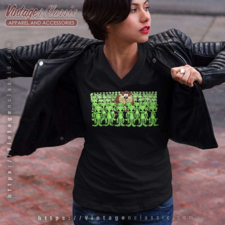 Tasmanian Devil Alien Ufo Looney Tunes V Neck TShirt Tasmanian Devil Alien Ufo Looney Tunes V Neck TShirt
