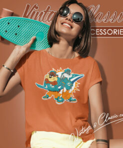 Taz And Bugs Kriss Kross Miami Dolphins Women T Shirt