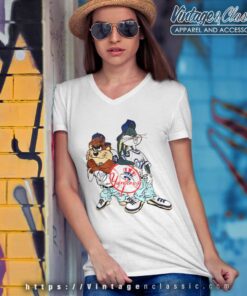 Taz Bugs Bunny New York Yankees V Neck TShirt