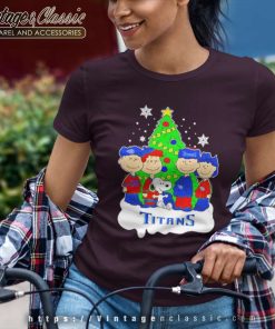 Tennessee Titans Shirt The Peanuts Characters Christmas 2023 Women TShirt