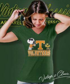 Tennessee Volunteers Snoopy And Woodstock V Neck TShirt