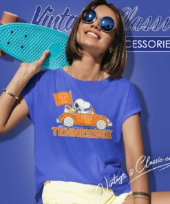 Tennessee Volunteers Snoopy Driving Car Women T Shirt