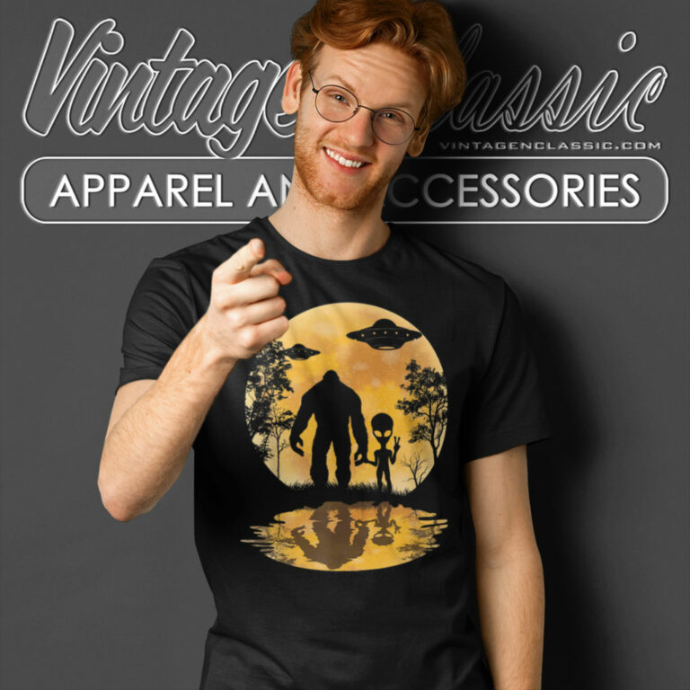 The Bigfoot Shirt Moon Sasquatch Ufo T Shirt The Bigfoot Shirt Moon Sasquatch Ufo T Shirt