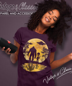The Bigfoot Shirt Moon Sasquatch Ufo Women T Shirt