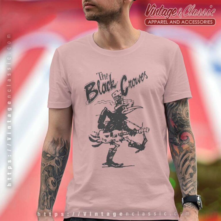The Black Crowes With Guitar T Shirt The Black Crowes With Guitar T Shirt