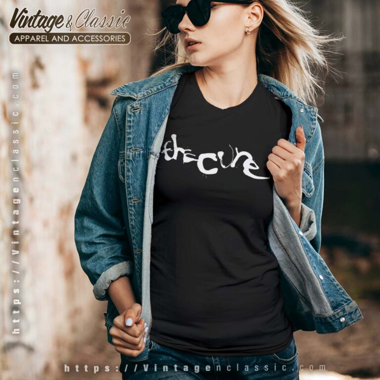 The CURE USA Tour 2023 Vneck The CURE USA Tour 2023 Vneck