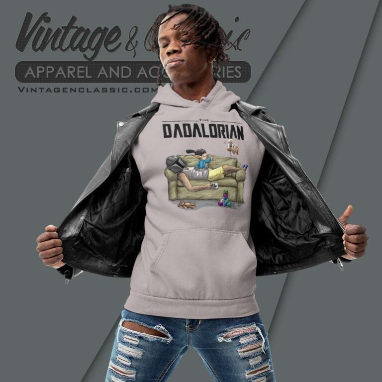 The Dadalorian Star Wars For Dad Funny Hoodie The Dadalorian Star Wars For Dad Funny Hoodie