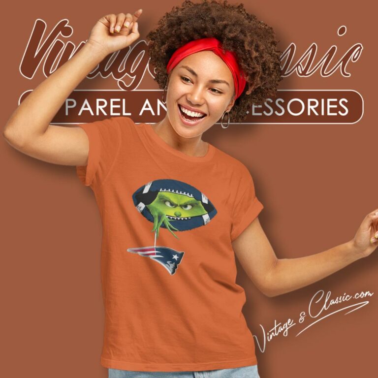 The Grinch Ew People New England Patriots Logo Women T Shirt The Grinch Ew People New England Patriots Logo Women T Shirt
