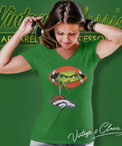 The Grinch Ew People Washington Commanders Logo V Neck TShirt