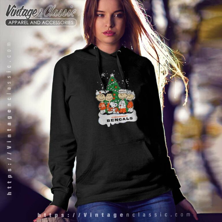 The Peanuts Movie Christmas Tree Cincinnati Bengals Hoodie The Peanuts Movie Christmas Tree Cincinnati Bengals Hoodie