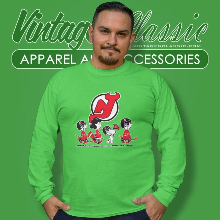 The Peanuts New Jersey Devils Hockey Logo Long Sleeve Tee The Peanuts New Jersey Devils Hockey Logo Long Sleeve Tee