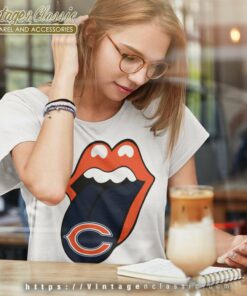 The Rolling Stone Chicago Bears Lips Women TShirt