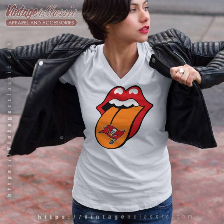 The Rolling Stone Tampa Bay Buccaneers Lips 2023 V Neck TShirt The Rolling Stone Tampa Bay Buccaneers Lips 2023 V Neck TShirt