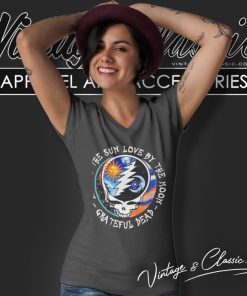 The Sun Love By The Moon Grateful Dead Skull V Neck TShirt