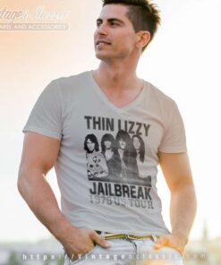 Thin Lizzy Shirt Album Jailbreak Us Tour 6 Thin Lizzy Shirt Album Jailbreak Us Tour V Neck TShirt