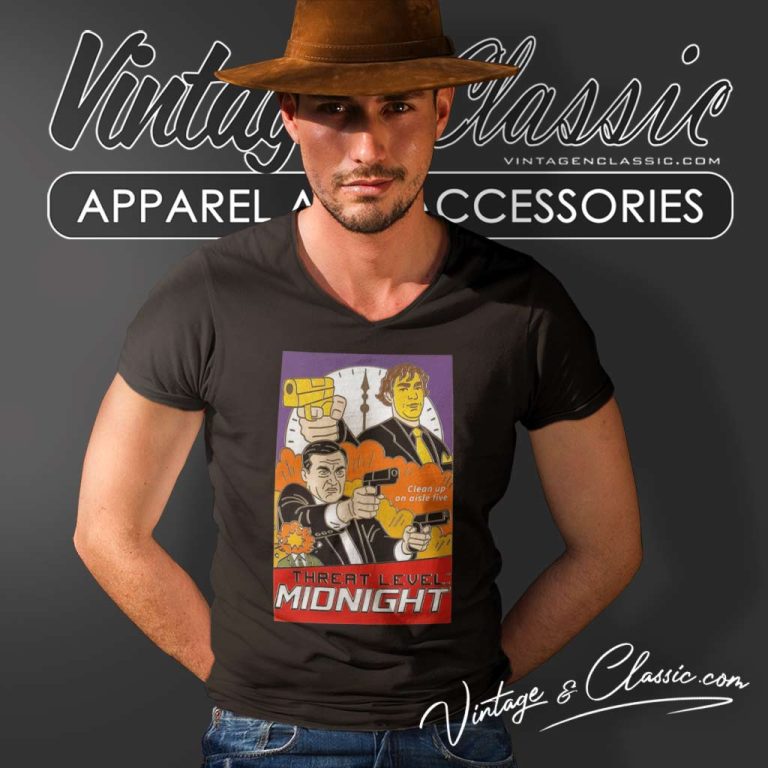 Threat Level Midnight Poster V Neck TShirt Threat Level Midnight Poster V Neck TShirt