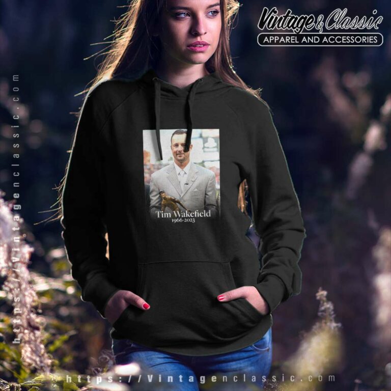 Tim Wakefield 1966 2023 Hoodie Tim Wakefield 1966 2023 Hoodie