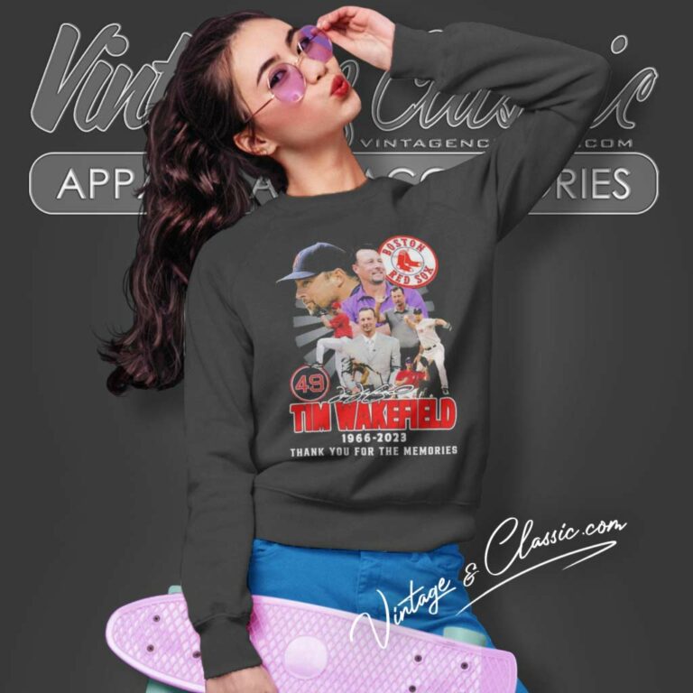 Tim Wakefield Shirt Thank You For The Memories Signatures Sweatshirt Tim Wakefield Shirt Thank You For The Memories Signatures Sweatshirt